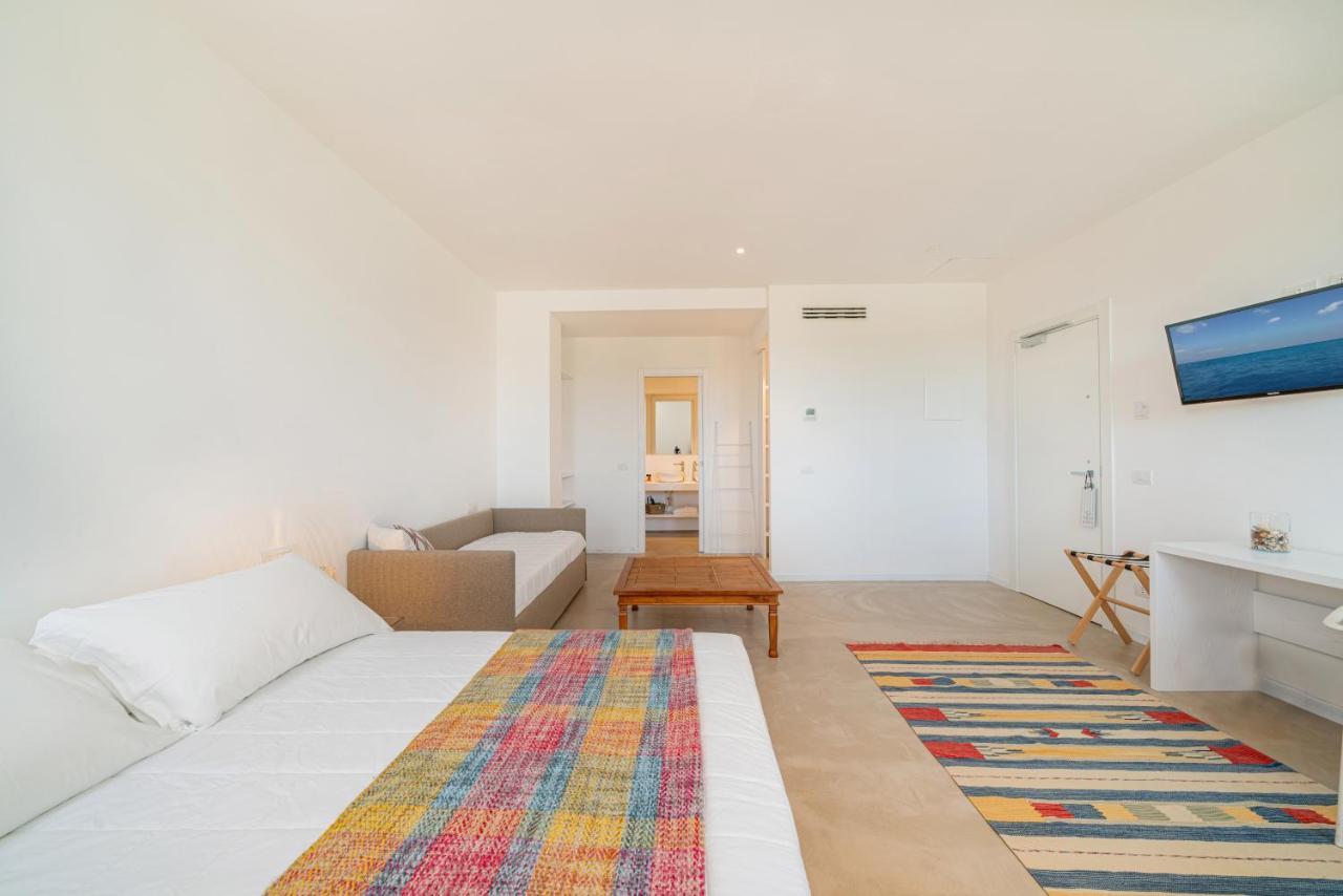 Jatika Boutique Hotel Aglientu Esterno foto